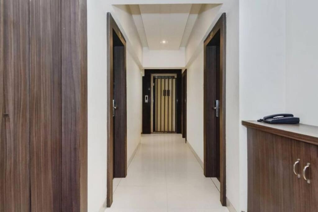 Staycation Holiday Nova Bombaim Exterior foto