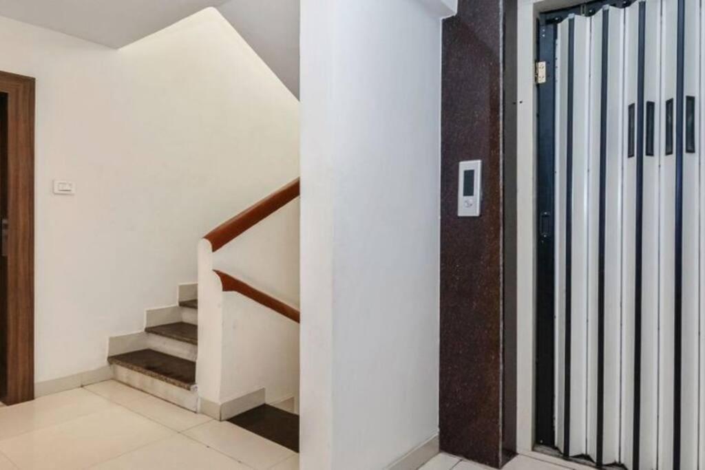 Staycation Holiday Nova Bombaim Exterior foto