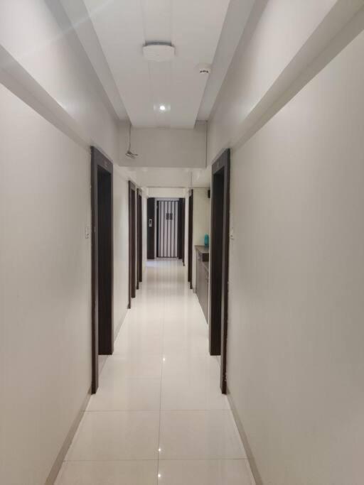Staycation Holiday Nova Bombaim Exterior foto