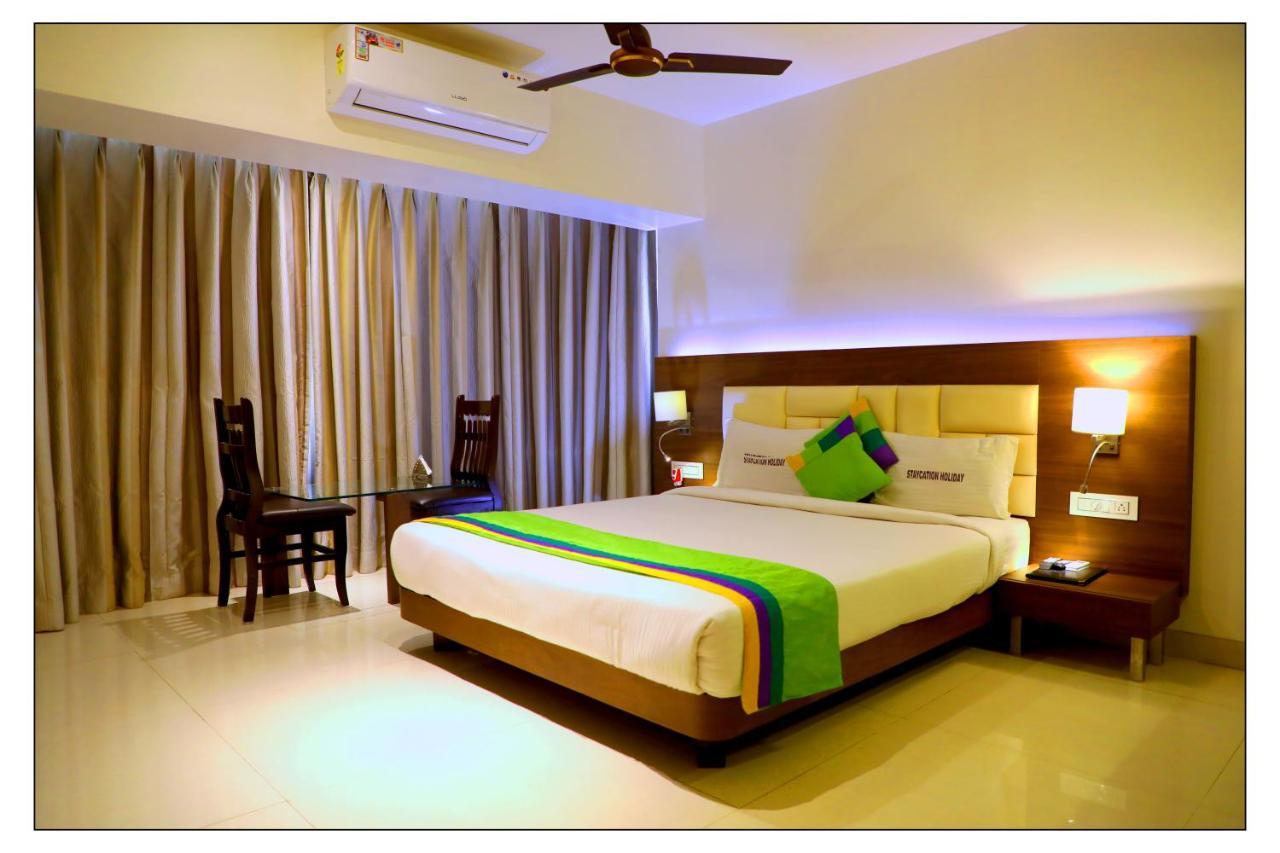 Staycation Holiday Nova Bombaim Exterior foto
